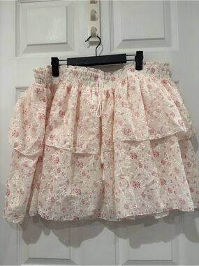Cream and Light Pink Floral Tiered Skirt Skort